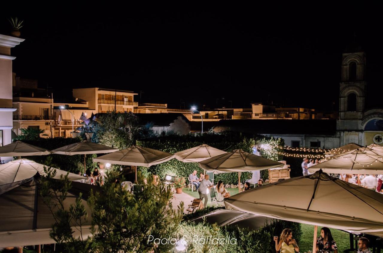 קנוסה די פוליה Hotel D'Altavilla מראה חיצוני תמונה