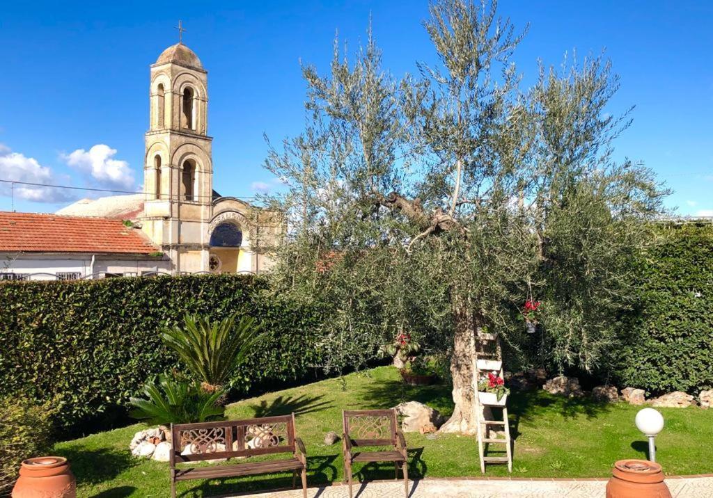 קנוסה די פוליה Hotel D'Altavilla מראה חיצוני תמונה