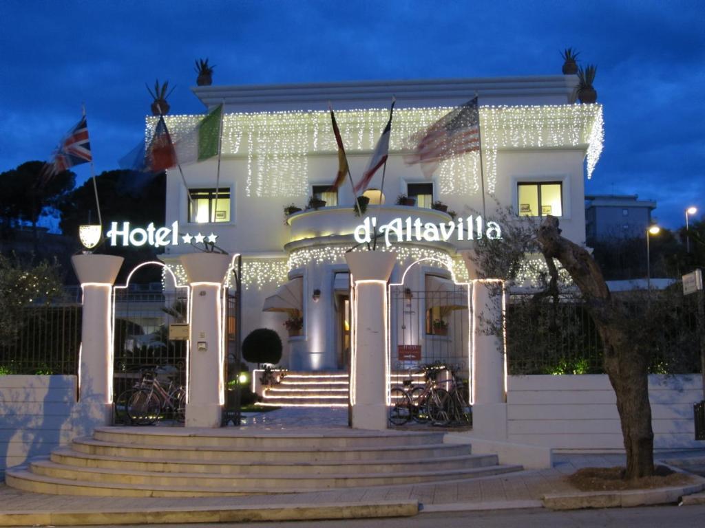 קנוסה די פוליה Hotel D'Altavilla מראה חיצוני תמונה