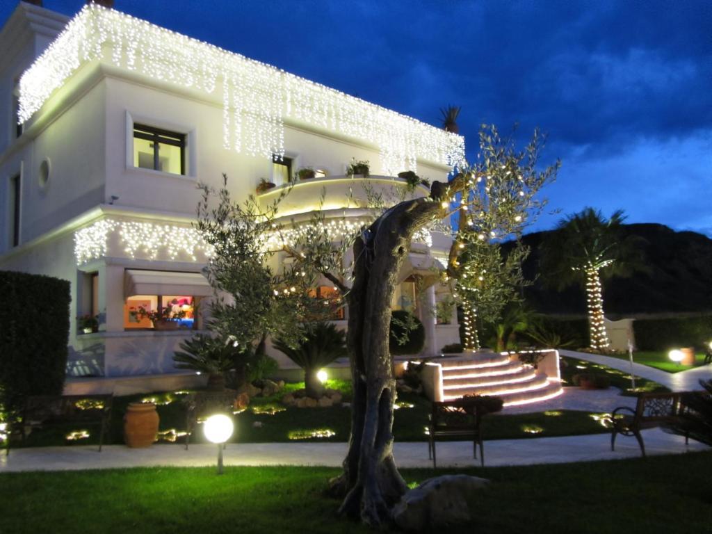 קנוסה די פוליה Hotel D'Altavilla מראה חיצוני תמונה